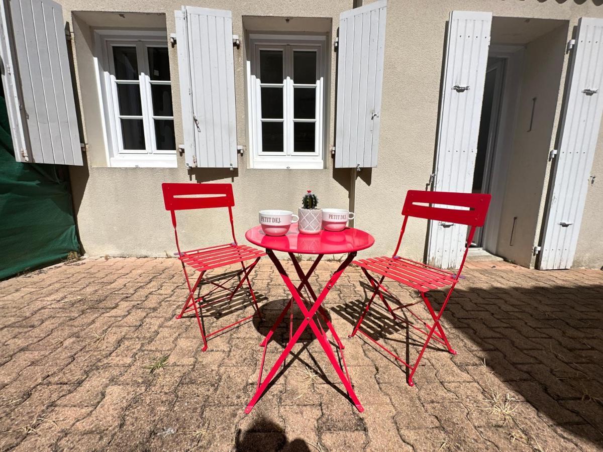 La Terrasse - Parking Gratuit - Fibre - Rdc - Centre Ville Сент Екстериор снимка